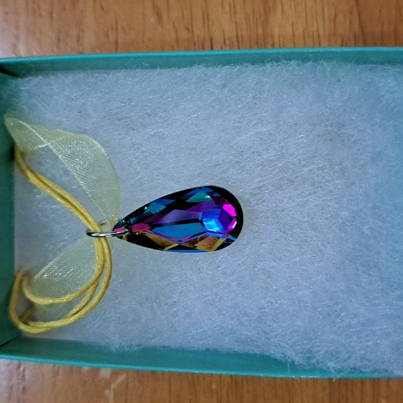 Sunset Red Crystal Marquise Necklace - Picture 3 of 6